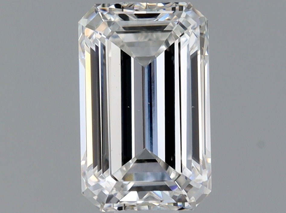 1 Carat Emerald Cut Natural Diamond - E VS1 - 0.9ct - VG Symmetry Grade