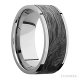 9 mm wide/Flat/Titanium band with one 7 mm Centered inlay of Forged Carbon Fiber.