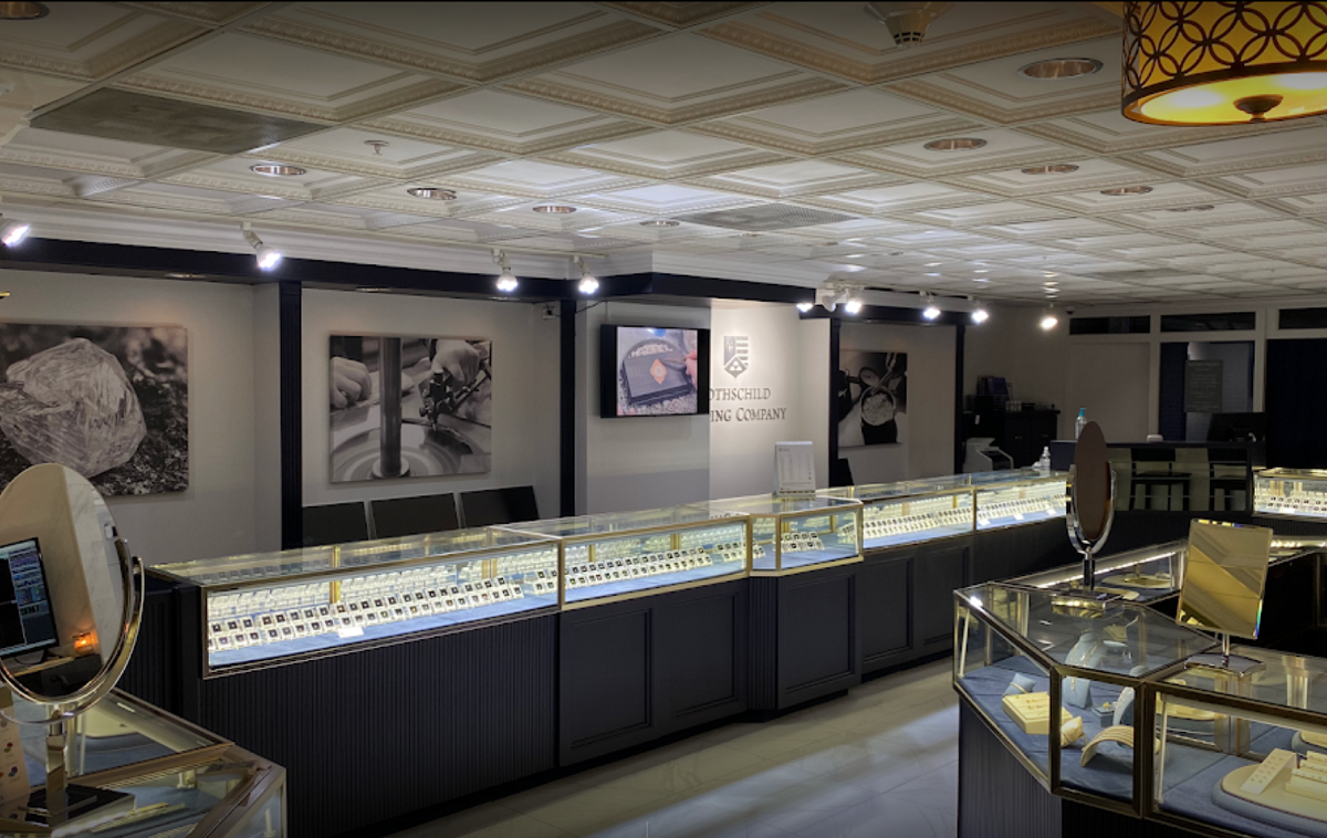 Pittsburgh jewelry store at Diamonds by Rothschild
