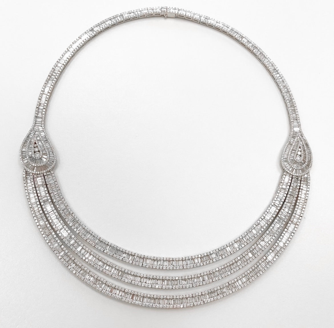 Large White Gold Necklace