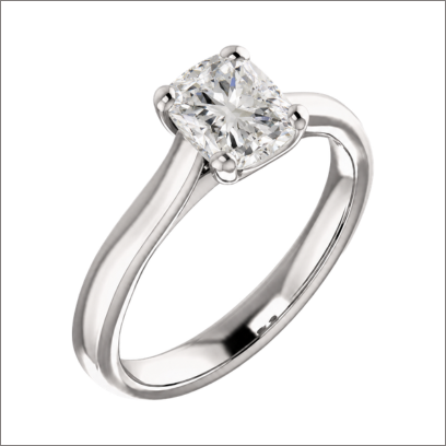 Cushion cut diamond ring