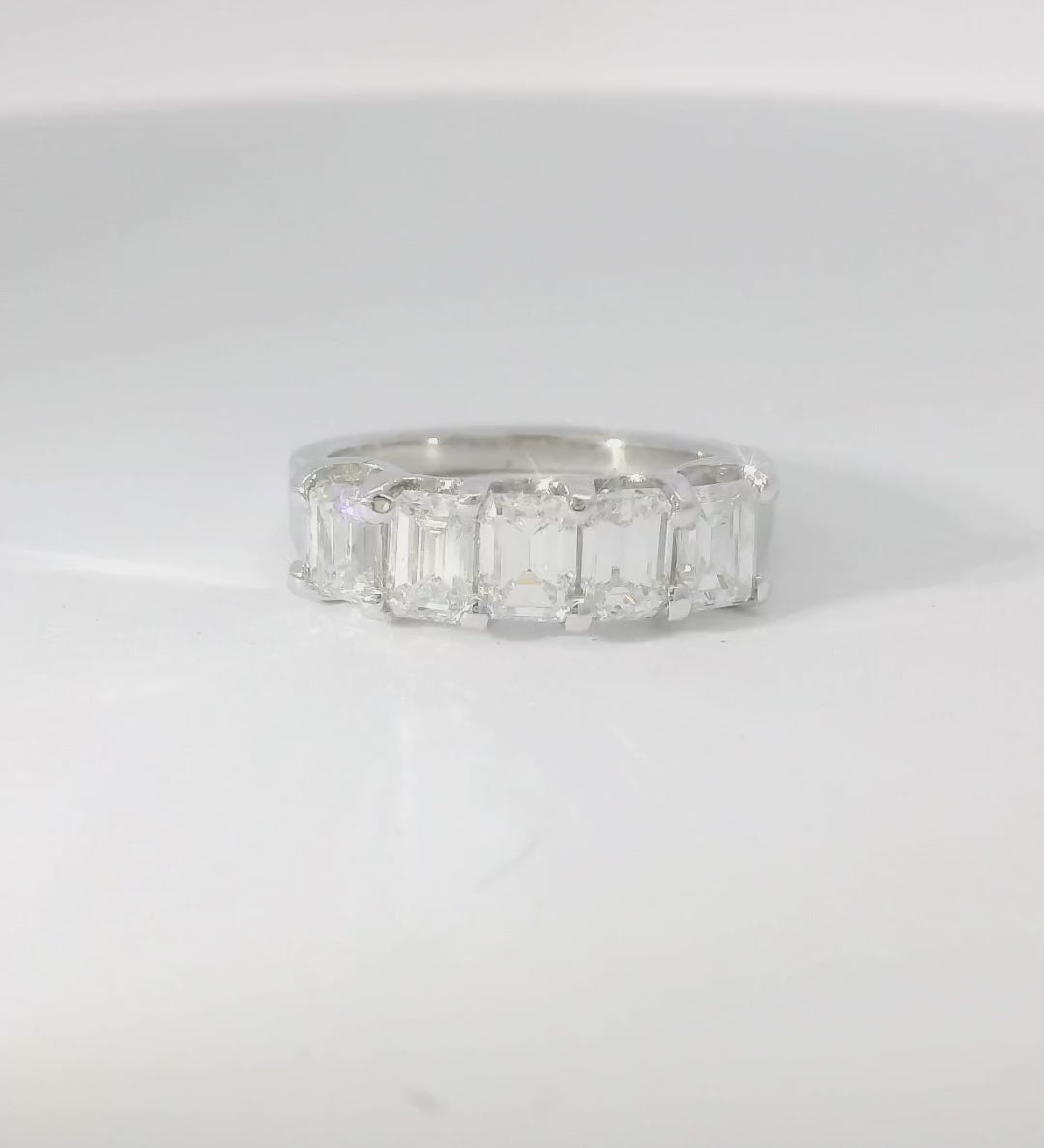 14KW 5 stone Emerald cut Diamond Band - 2.27ctw