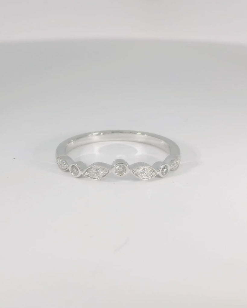 14KW White Gold Bezel Diamond Contour Wedding Band - 0.18ctw