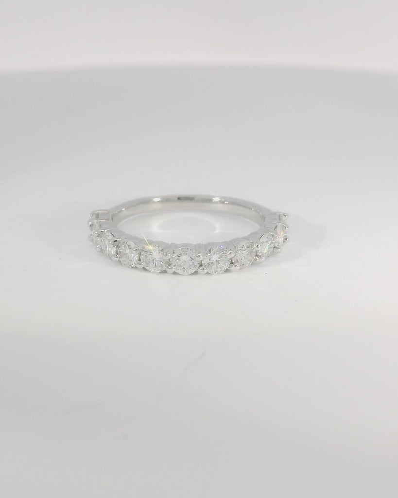 14KW White Gold 11-stone Diamond Band - 1.22ctw