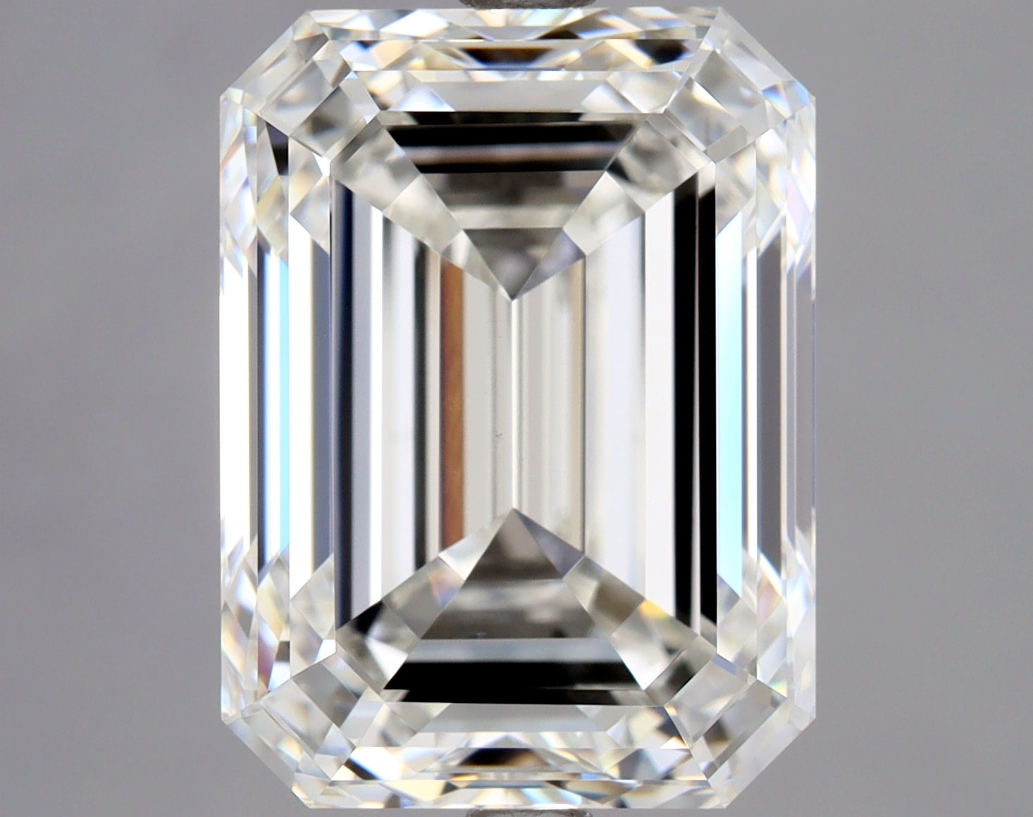6 Carat Emerald Cut Natural Diamond - H VS2 - 6.02ct - VG Symmetry Grade